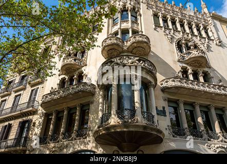 Historical Architecture On The Boulevard Passeig De Gracia, Barceloma, Catalonia, Spain Stock Photo
