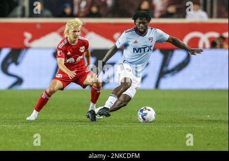 HARRISON, NJ - APRIL 16: FC Dallas midfielder Facundo Quignon (5