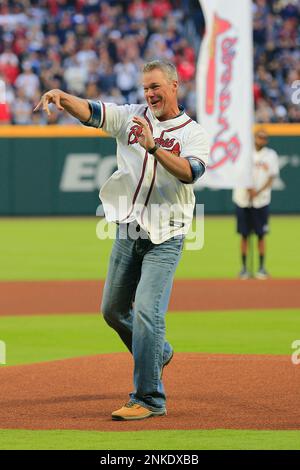 Chipper Jones - Hall of Fame Dugout Mugs