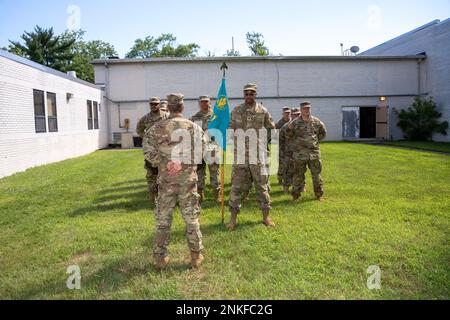 Maryland Army National Guard Soldiers assigned to the 291st Digital Liaison Detachment stands in formation at their change of command ceremony in Adelphi, Md., August 14, 2022. Col. Kristine Henry relinquished command to Lt. Col. John McDaniel Jr. during the ceremony. Stock Photo