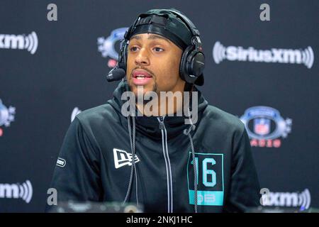 FILE - Washington defensive back Kyler Gordon participates in a drill at  the NFL football scouting combine March 6, 2022, in Indianapolis. Gordon  was selected by the Chicago Bears during the second