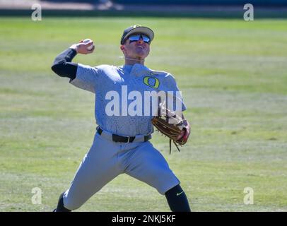 Suffern's Jack Scanlon, highly-prized baseball recruit, commits to Oregon