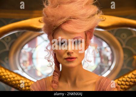 KEIRA KNIGHTLEY in THE NUTCRACKER AND THE FOUR REALMS (2018), directed by JOE JOHNSTON and LASSE HALLSTROM. Credit: WALT DISNEY PICTURES / Album Stock Photo