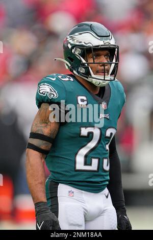 TAMPA, FL - JANUARY 23: Tampa Bay Buccaneers Offensive Tackle Josh Wells  (72) pass blocks during the NFC Divisional game between the Los Angeles  Rams and the Tampa Bay Buccaneers on January