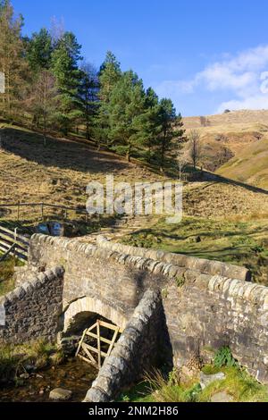 Kinder Scout Jacobs Ladder Edale in Derbyshire Peak District National Park Derbyshire England UK GB Europe Stock Photo