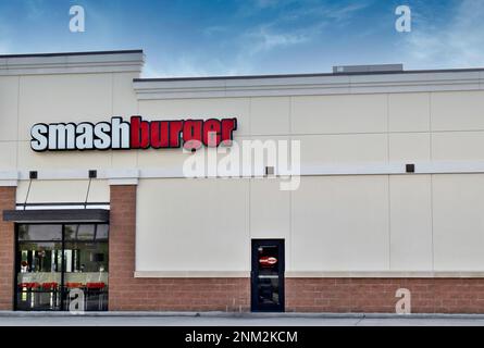 Humble, Texas USA 08-14-2019: Smashburger storefront in Humble, TX. Global fast food restaurant founded in 2007. Stock Photo