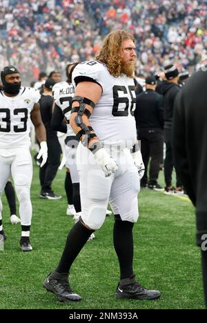 Washington Commanders offensive lineman Andrew Norwell (68) lines up for  the snap during an NFL game against the Houston Texans on Sunday, November  20, 2022, in Houston. (AP Photo/Matt Patterson Stock Photo - Alamy