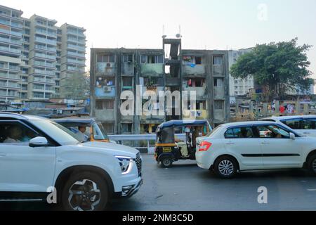 December 21 2022 - Mumbai, Maharashtra in India: chaotic Indian Street Traffic Stock Photo