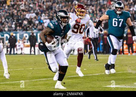 PHILADELPHIA, PA - DECEMBER 04: Philadelphia Eagles safety Andre Chachere  (21) warms up during the game between the Tennessee Titans and the  Philadelphia Eagles on December 4, 2022 at Lincoln Financial Field