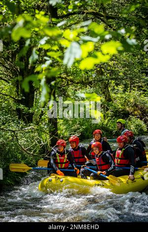 White water rafting at the National White Water Centre on the River Tryweryn, near Bala, Wales Stock Photo