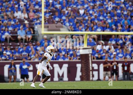 Kent State Golden Flashes cornerback Montre Miller 21 in