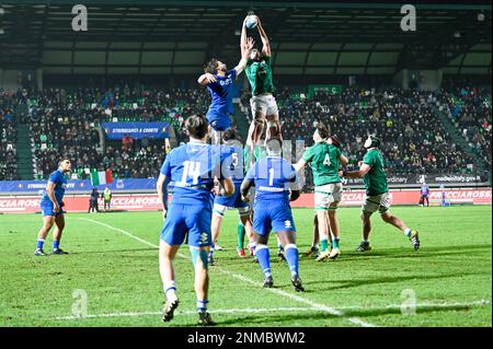 Treviso, Italy. 24th Feb, 2023. Ireland U20 touche during U20 - Italy vs Ireland, Rugby Six Nations match in Treviso, Italy, February 24 2023 Credit: Independent Photo Agency/Alamy Live News Stock Photo