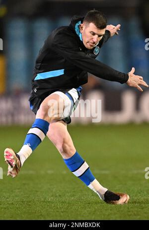 24th February 2023,  The Recreation Ground, Bath, Somerset, England; Gallagher Premiership Rugby, Bath versus Bristol Bears; Ben Spencer of Bath warms up Stock Photo