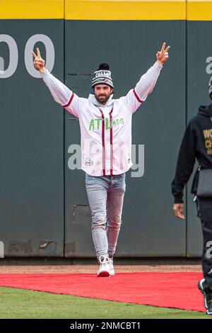 Atlanta, USA. 05th Nov, 2021. Shortstop Dansby Swanson addresses