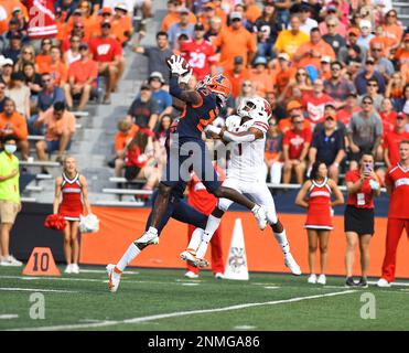 August 28, 2021: Illinois Fighting Illini quarterback Brandon Peters (18)  in action during the NCAA football game between Illinois Fighting Illini vs  Nebraska Cornhuskers at Memorial Stadium in Champaign, Illinois. Dean  Reid/CSM/Sipa