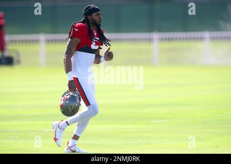 TAMPA, FL - SEP 29: Newly signed Tampa Bay Buccaneers defensive back  Richard Sherman (5) rubs his head during the Tampa Bay Buccaneers work out  on September 29, 2021 at the AdventHealth