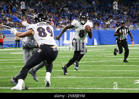 DETROIT, MI - SEPTEMBER 26: Baltimore Ravens wide receiver Marquise Brown  (5) cannot hold on to a pass in the end zone while Detroit Lions running  back Bobby Price (27) defends during