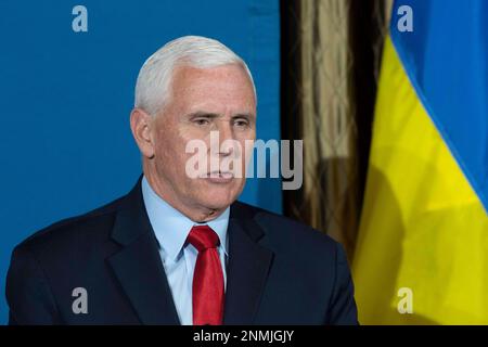 Austin, TX, USA. 24th Feb, 2023. Former U.S. vice president MIKE PENCE give a foreign policy speech on the one-year anniversary of the Russia-Ukraine war in front of a hundred graduate students and professors at the University of Texas at Austin on February 24, 2023. Pence shared his support for additional assistance to the war-torn country and criticized American leaders on both sides of the aisle. (Credit Image: © Bob Daemmrich/ZUMA Press Wire) EDITORIAL USAGE ONLY! Not for Commercial USAGE! Stock Photo