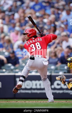 MILWAUKEE, WI - AUGUST 26: Cincinnati Reds infielder Jonathan