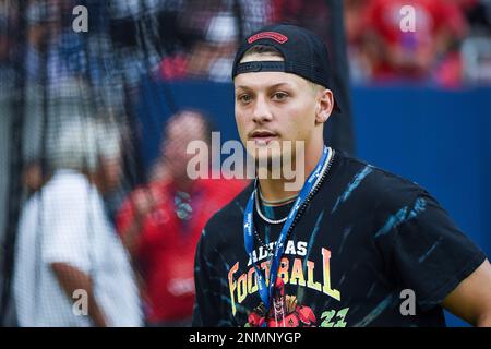 HOUSTON, TX - SEPTEMBER 04: Kansas City Chiefs quarterback and