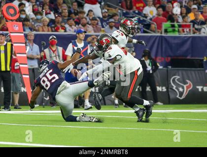 Houston Texans fullback Paul Quessenberry warms up before an NFL preseason  football game against the Tampa Bay Buccaneers Saturday, Aug. 28, 2021, in  Houston. (AP Photo/Justin Rex Stock Photo - Alamy