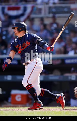 MINNEAPOLIS, MN - AUGUST 1: Third baseman Joe Crede #24 of