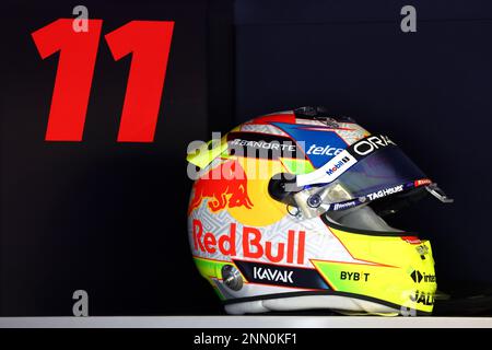 スポーツ選手 Perez 2021 Red Bull F1 Used Visor Perez 2021 Red Bull F1 Used Visor - メルカリ