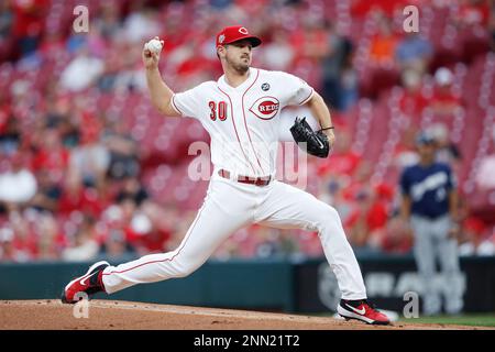 Tyler Mahle Cincinnati Reds Game-Used #30 White Jersey with 150