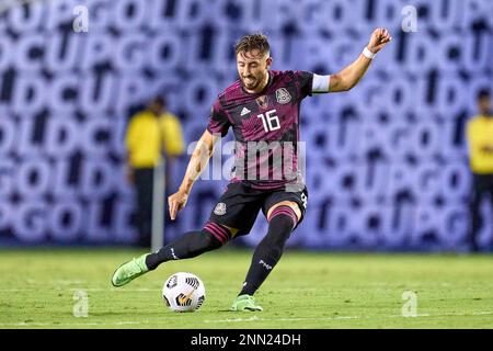 DALLAS, TX - JULY 14: Mexico midfielder Hector Herrera (16) kicks