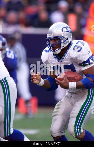 23 Dec 2001: Shaun Alexander of the Seattle Seahawks during the