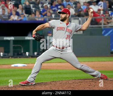 July 05, 2021: Cincinnati Reds Nick Castellanos (2) hits a solo home run in  the seventh inning at Kauffman Stadium in Kansas City, MO. Reds defeated  Royals 6-2. Jon Robichaud/CSM/Sipa USA.(Credit Image