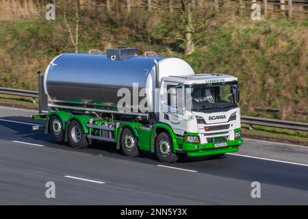 SJ Bargh Group, Lancaster, Lancashire.  2023 SCANIA P410 rear wheel-lift tanker. P410 6x2 truck with a rear lift axle traveling on the M6 motorway, UK Stock Photo