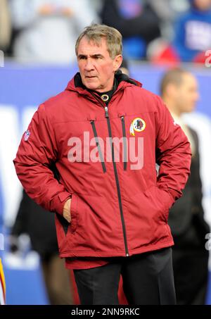 05 December 2010: Washington Redskins tight end Chris Cooley (47) carries  the ball during the second half of the game at the New Meadowlands Stadium  in East Rutherford, NJ. The Giants defeated