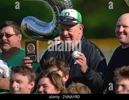 300-plus wins for Corona del Mar High baseball coach John Emme – Orange  County Register