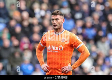 Reading, UK. 25th Feb, 2023. Gary Madine #14 of Blackpool during the Sky Bet Championship match Reading vs Blackpool at Select Car Leasing Stadium, Reading, United Kingdom, 25th February 2023 (Photo by Mark Cosgrove/News Images) in Reading, United Kingdom on 2/25/2023. (Photo by Mark Cosgrove/News Images/Sipa USA) Credit: Sipa USA/Alamy Live News Stock Photo