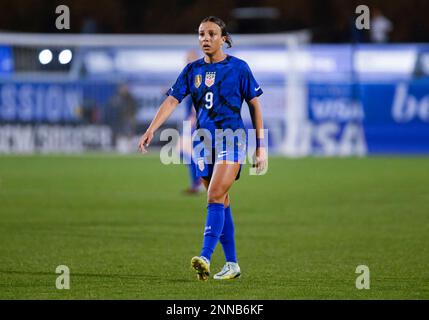 U.S. 22nd Feb, 2023. Women's National Team Mallory Swanson (9) in game action during the SheBelieves Cup soccer game between the U.S. Women's National Team and Brazil Women's National Team at Toyota Stadium in Frisco, Texas, USA defeated Brazil 2-1 Albert Pena/CSM/Alamy Live News Stock Photo