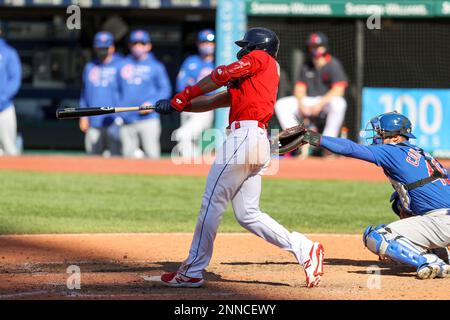 Amed Rosario's hit in 10th gives Indians 2-1 win over Cubs