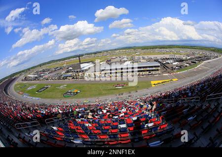 Track Overview During The NASCAR Xfinity Series IK9 SERVICE DOG 200 ...