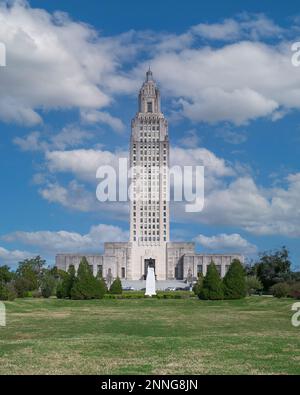 Exterior of the art deco Louisiana State Capitol building at 900 North 3rd Street in Baton Rouge, Louisiana Stock Photo