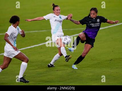 Domi Richardson (17 Gotham FC) in action during the National