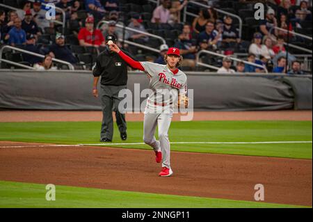 ATLANTA, GA - APRIL 11: Atlanta Braves first baseman Freddie