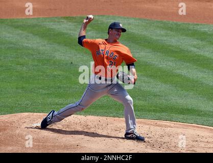 Houston Astros on X: Zack Greinke, professional hitter that pitches.  #ForTheH  / X