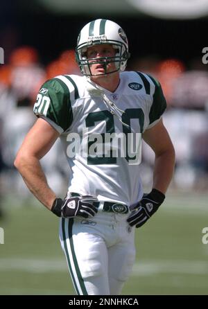 12 September 2004: New York Jets WR Wayne Chrebet, during the Jets 31-24  victory over the Cincinnati Bengals at Giants Stadium in East Rutherford,  New Jersey. (Icon Sportswire via AP Images Stock Photo - Alamy