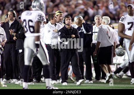 26 Jan 2003: Dexter Jackson of the Tampa Bay Buccaneers celebrates after  the Bucs 48-21 victory over the Oakland Raiders in Super Bowl XXXVII at  Qualcomm Stadium in San Diego, CA. (Icon