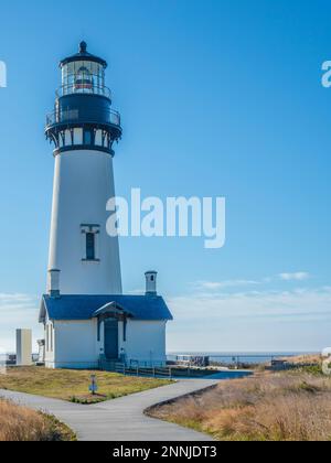 Yaquina Head Lighthouse, Newport, Oregon. Stock Photo
