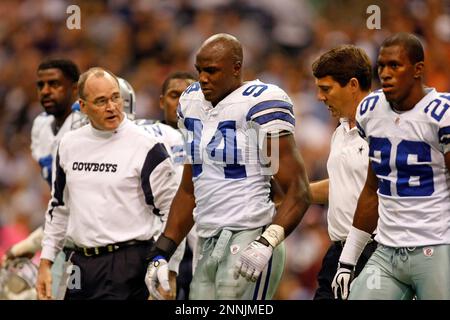 27 November 2008 - Terrell Owens (81) of the Dallas Cowboys during the  Cowboys 34-9 win over the Seattle Seahawks at Texas Stadium in Irving,  Texas. (Icon Sportswire via AP Images Stock Photo - Alamy