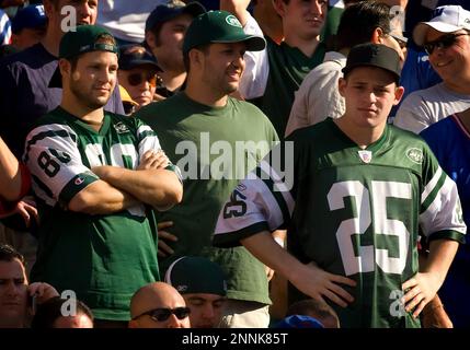 New York Giants Jeremy Shockey (80) celebrates after making a touchdown in  the third quarter against the New York Jets on Sunday, October 7, 2007, at  Giants Stadium in East Rutherford, New