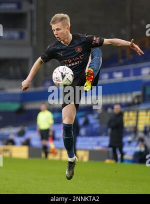 Manchester City's Oleksandr Zinchenko controls the ball during warm up