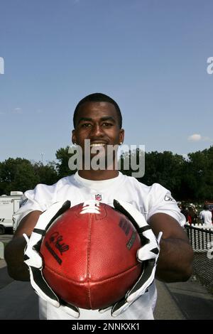 30 July 2009: Wide Reciever Terrell Owens of the Buffalo Bills unveils the  new throwback uniforms after the Bills Thursday night practice at St. John  Fisher College in Pittsford, New York. (Icon