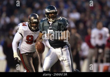 19 Jan 2002: Donovan McNabb of the Philadelphia Eagles during the Eagles  33-19 victory over the Chicago Bears in an NFC Divisional Playoff game at  Soldier Field in Chicago, Illinois. (Icon Sportswire